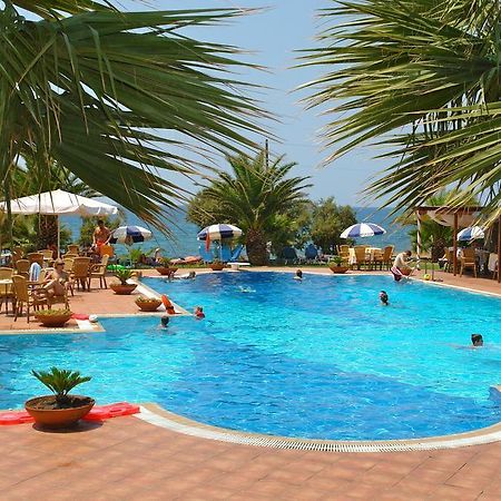 Hotel Oasis Kyparissia Dış mekan fotoğraf