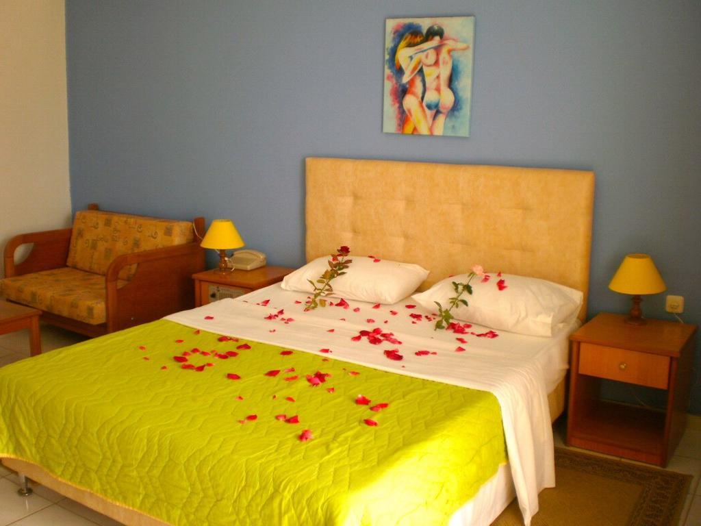 Hotel Oasis Kyparissia Dış mekan fotoğraf